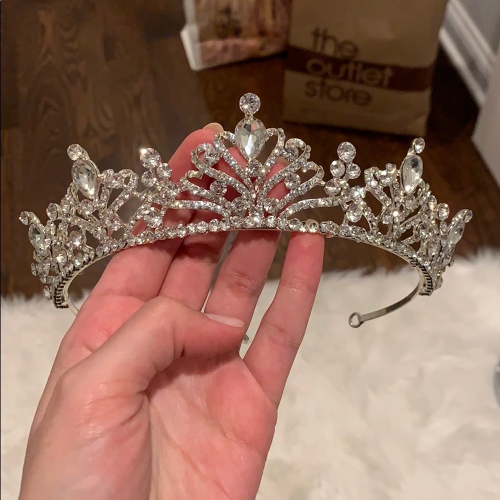 Custom made tiara with pear accents